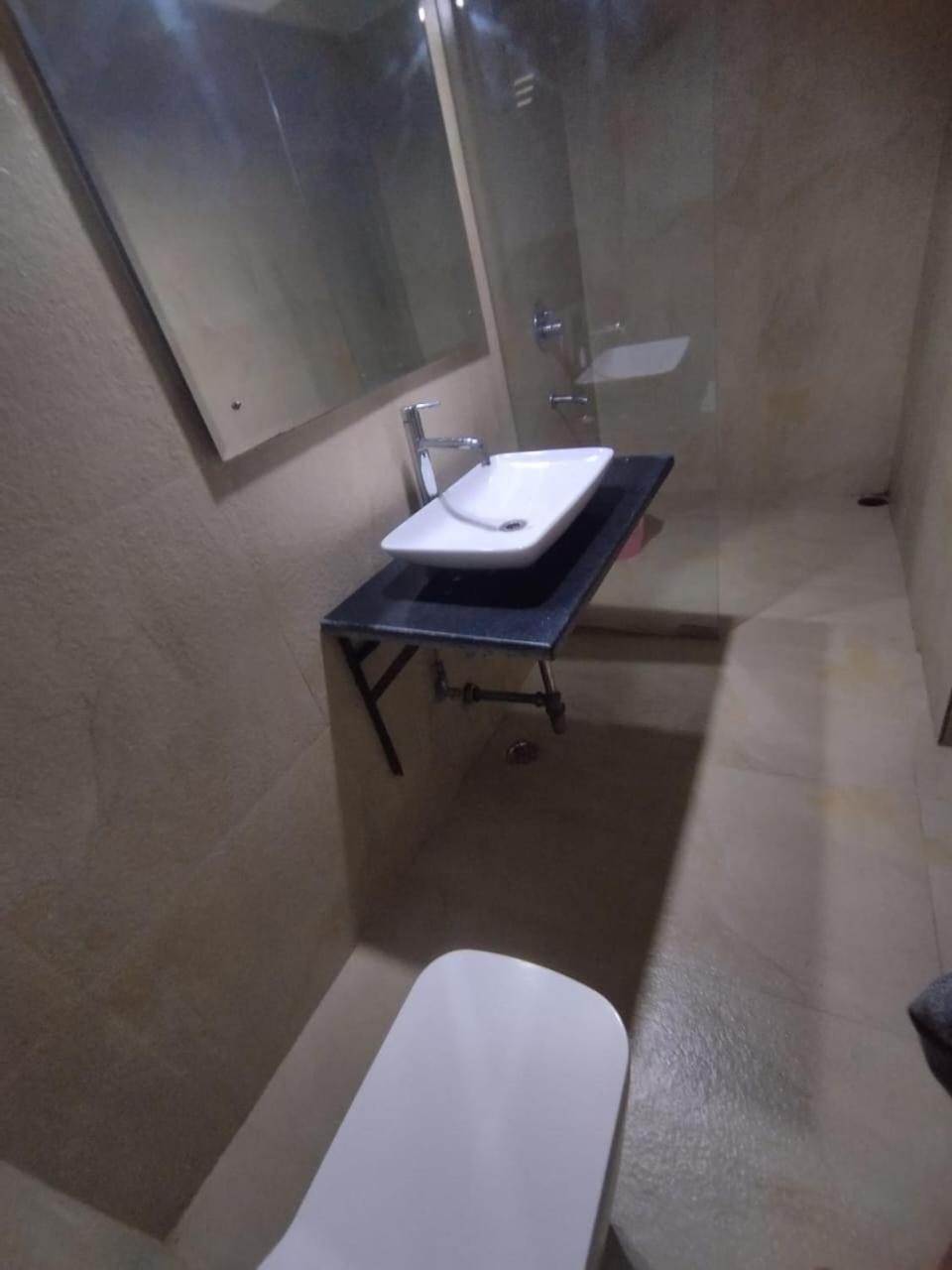 Hotel The Maple Siliguri Zewnętrze zdjęcie