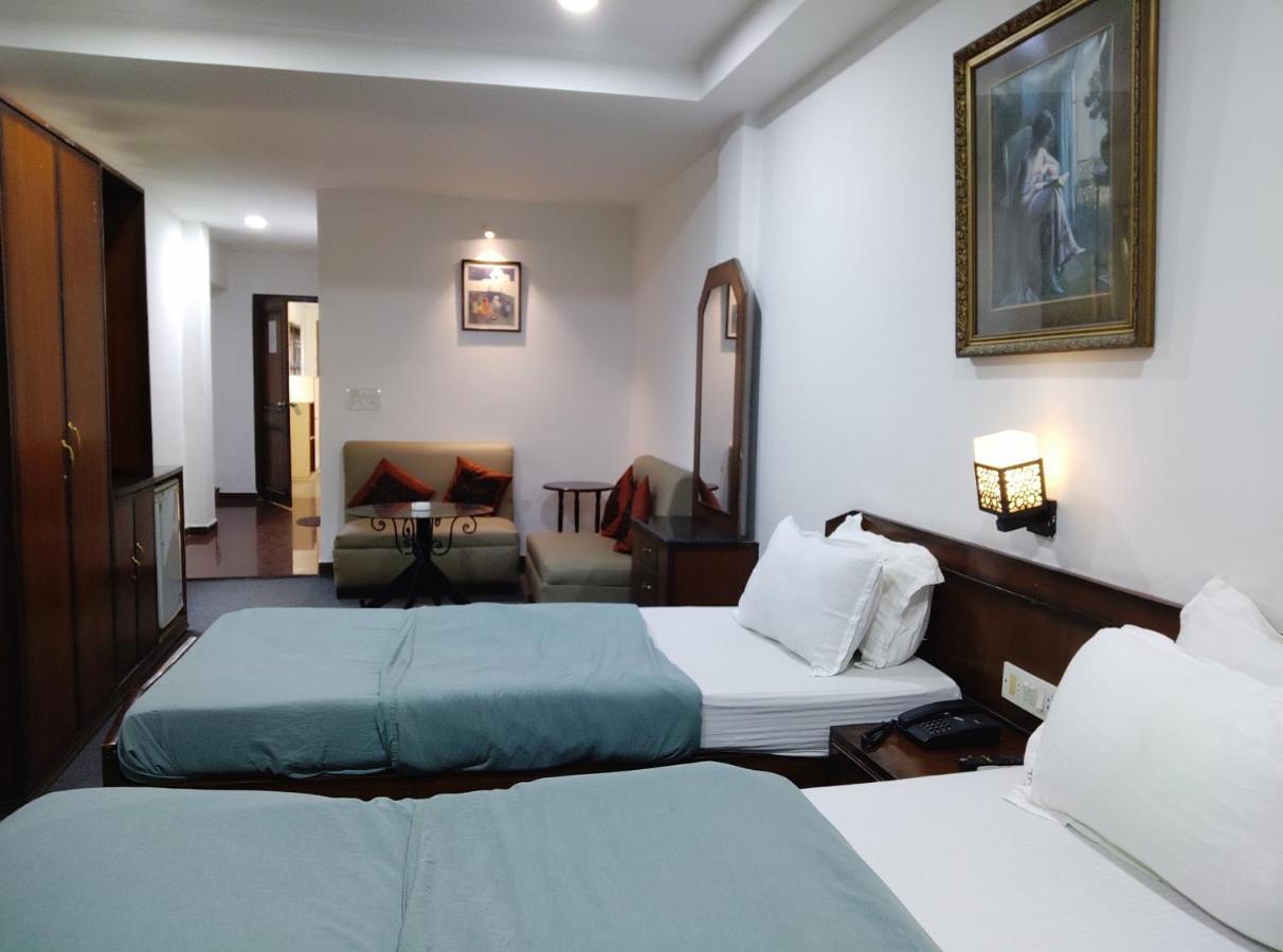 Hotel The Maple Siliguri Zewnętrze zdjęcie